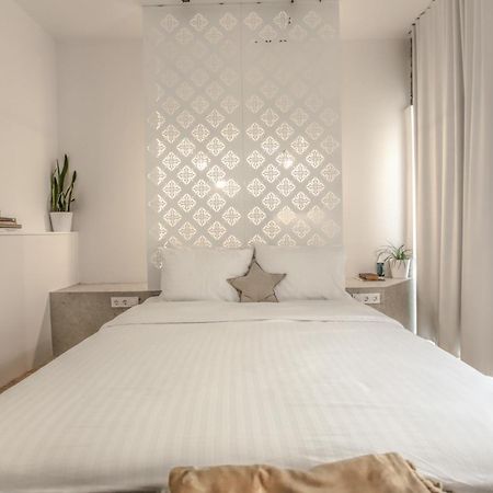 Convent Apartments - Huge One Combination Калампака Экстерьер фото
